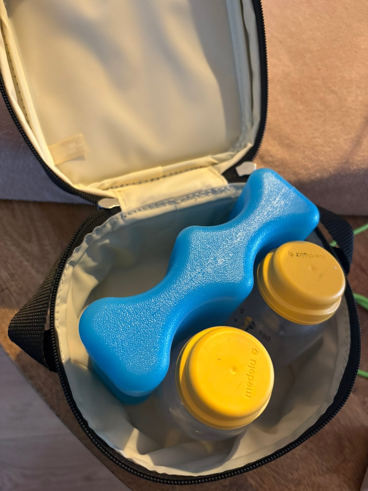 Koeler melk medela, Ophalen of Verzenden, Zo goed als nieuw, Overige typen