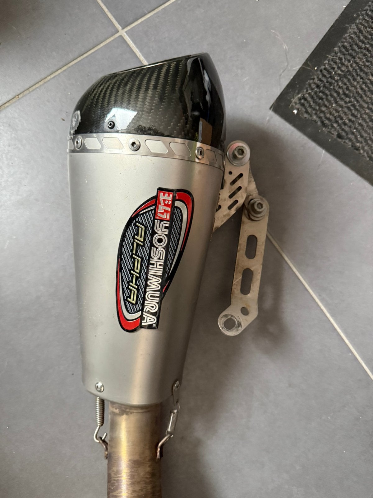 Yoshimura uitlaat systeem MT-09, Ophalen, Gebruikt