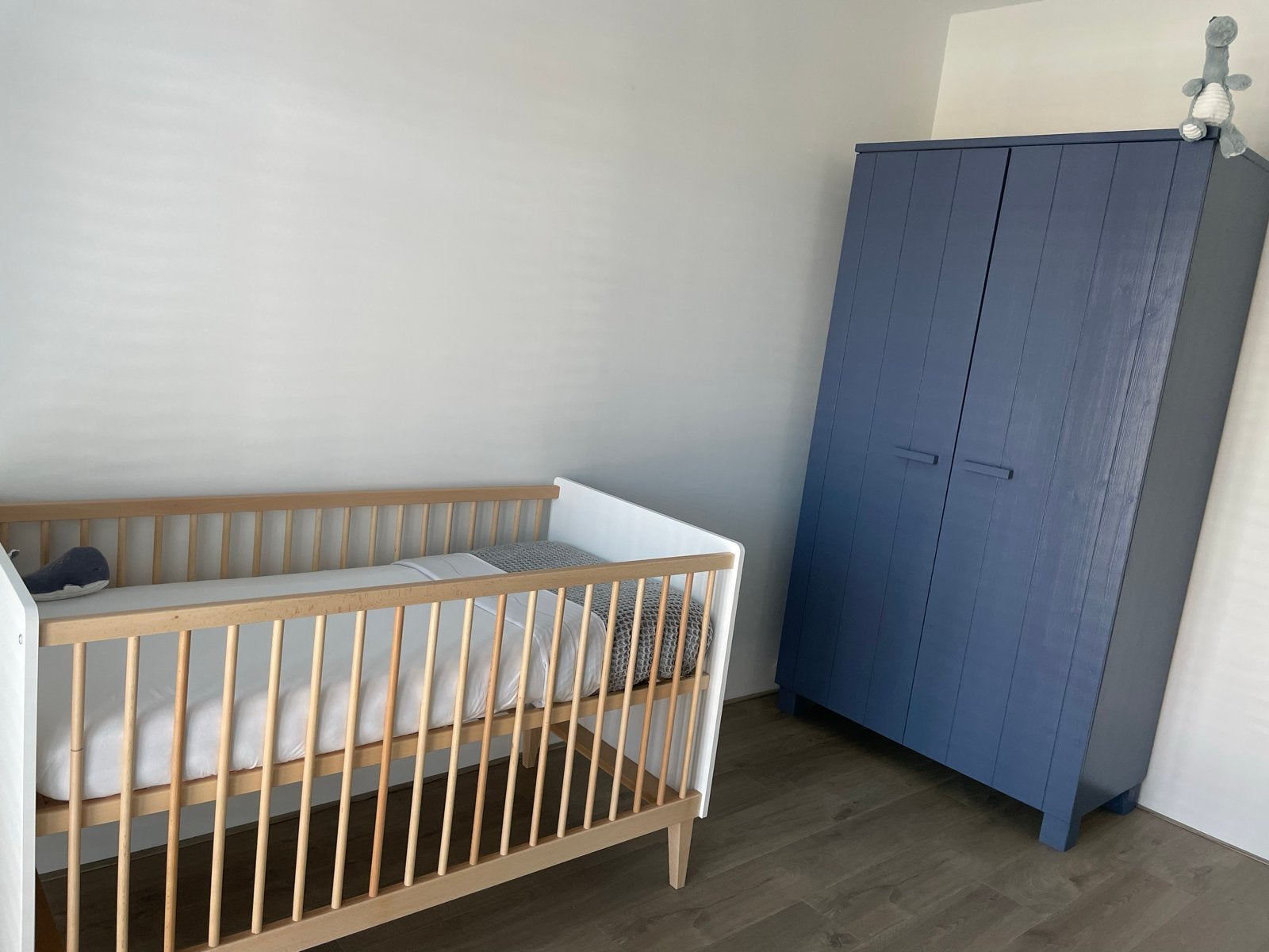 Wit Bopita doorgroei ledikant met Tencel matras, Kinderen en Baby's, Babywiegjes en Ledikanten, Ophalen, Gebruikt, Ledikant