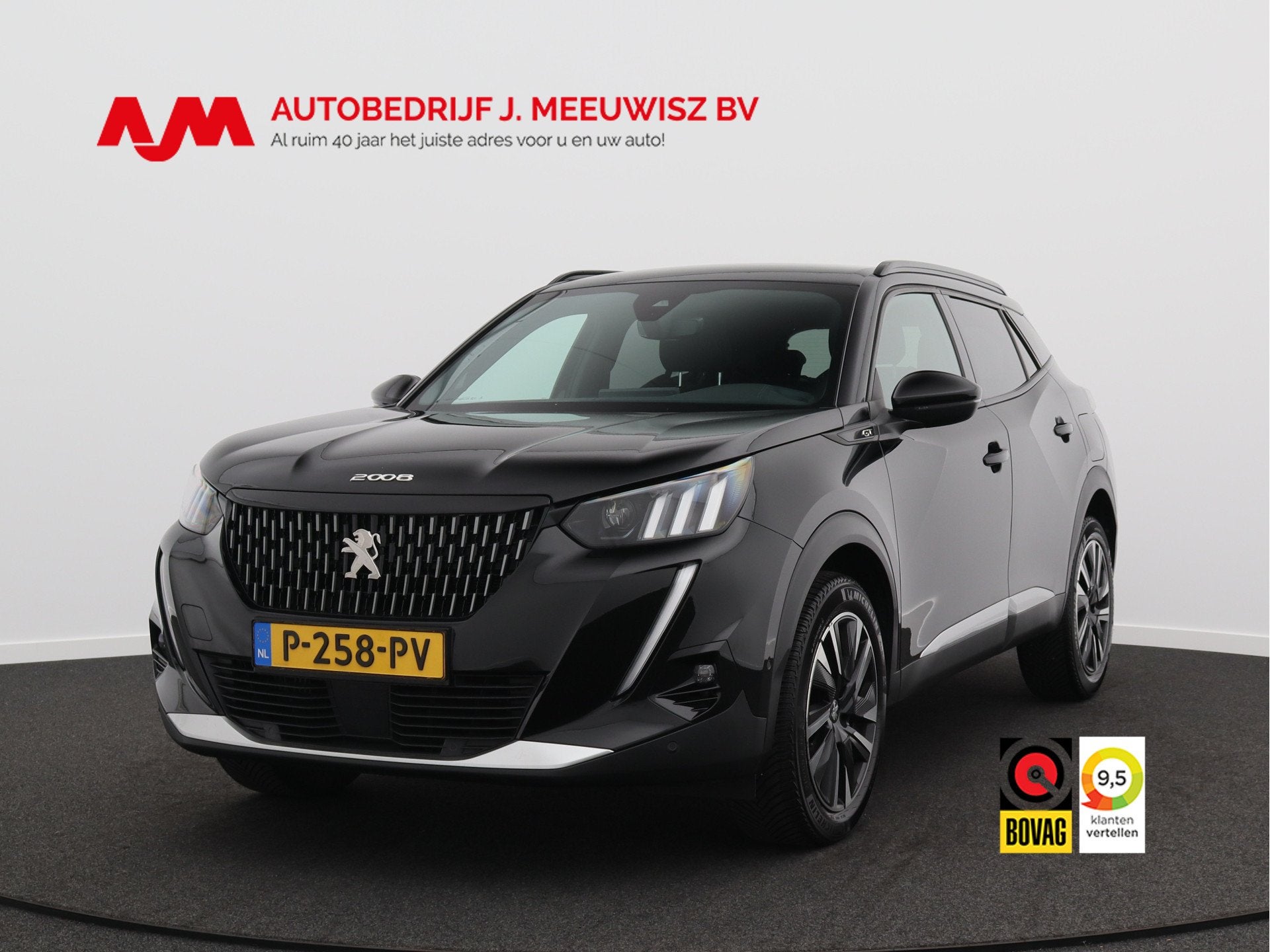 Peugeot 2008 1.2 PureTech GT Pack/ automaat/ compleet!, Auto's, Gebruikt, 1199 cc, Zwart, 1180 kg