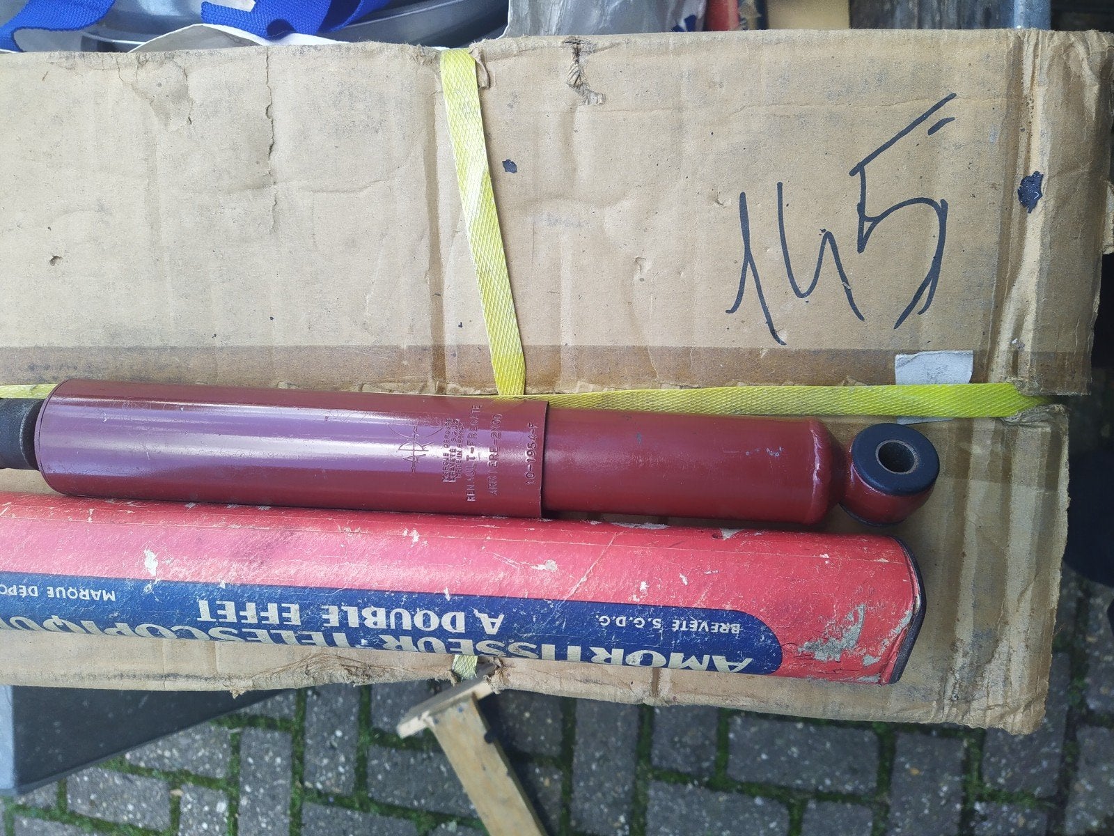I.V.M garage opruiming diverse nieuwe schokbrekers, Ophalen of Verzenden, Nieuw, Oldtimer onderdelen