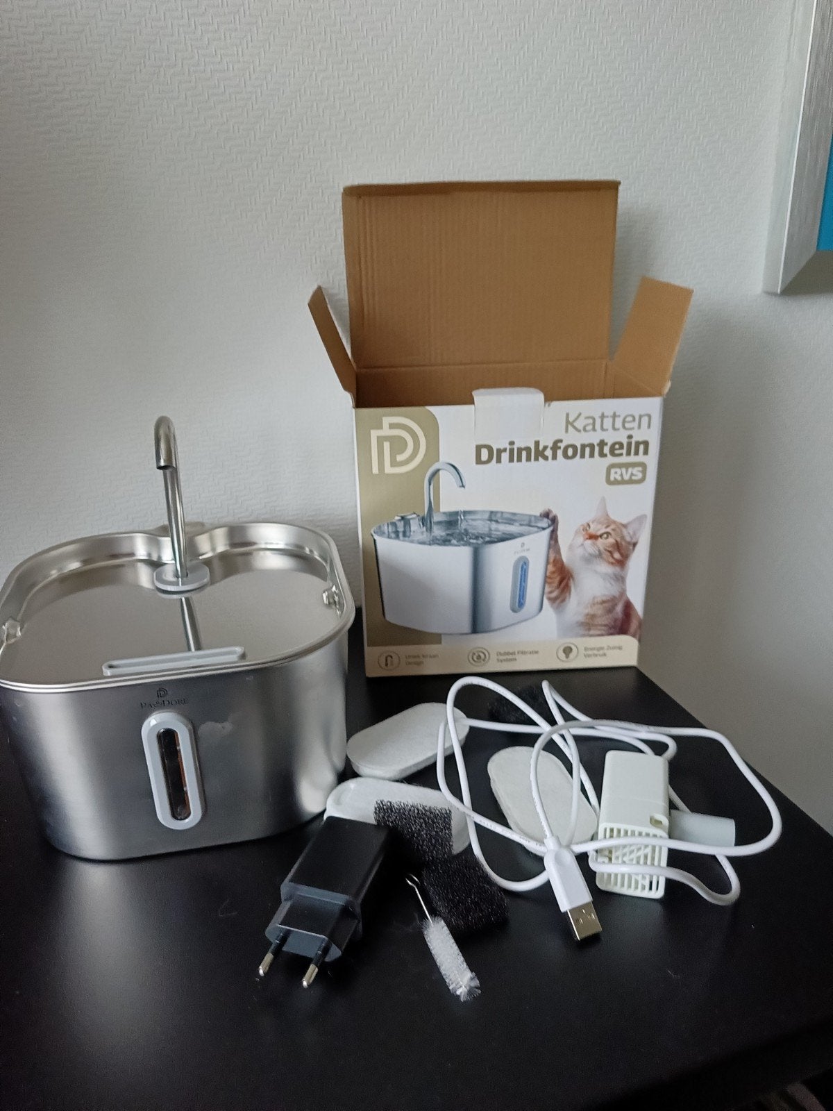 drinkfontein kat, Ophalen, Zo goed als nieuw