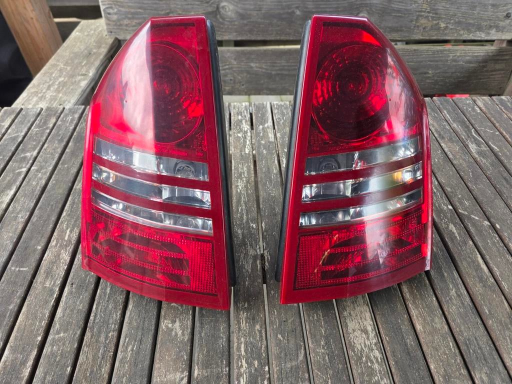 Achterlichten chrysler 300c sedan, Ophalen of Verzenden, Chrysler