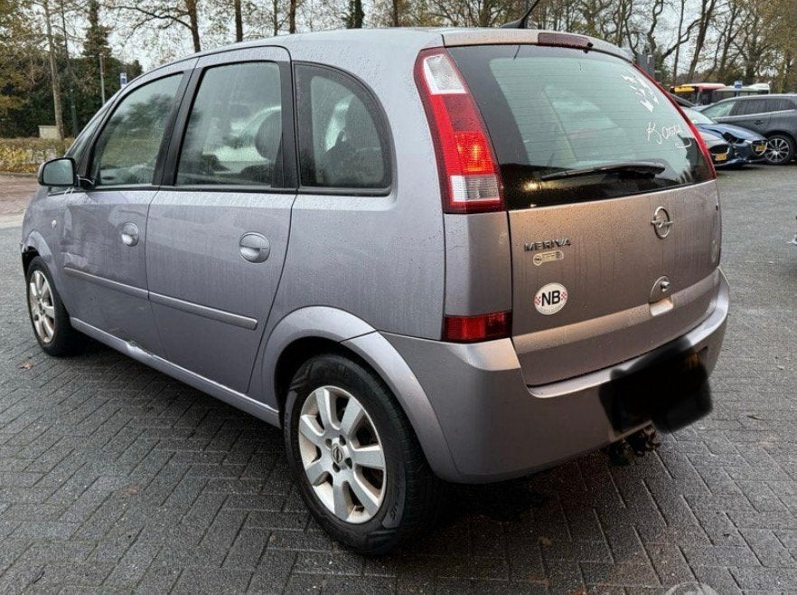 Opel meriva voor en achterlampen, Ophalen, Gebruikt