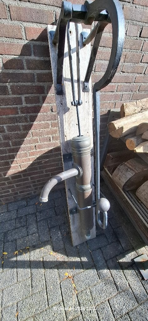 Koperen waterpomp, pomp, tuinpomp, oude pomp, Antiek en Kunst, Ophalen, Koper