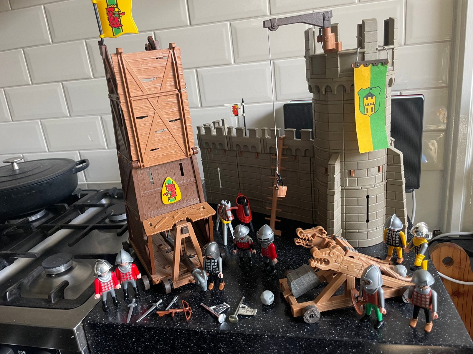 Playmobil 3123 Kasteel + 3887 Belegeringstoren, Ophalen of Verzenden, Gebruikt