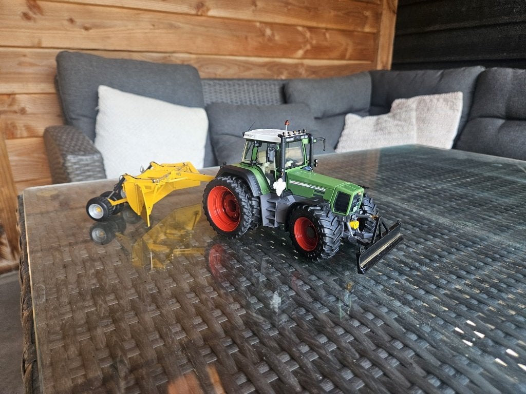 Fendt 926, Hobby en Vrije tijd, Modelauto's | 1:32, Ophalen of Verzenden, Nieuw, Tractor of Landbouw, Overige merken