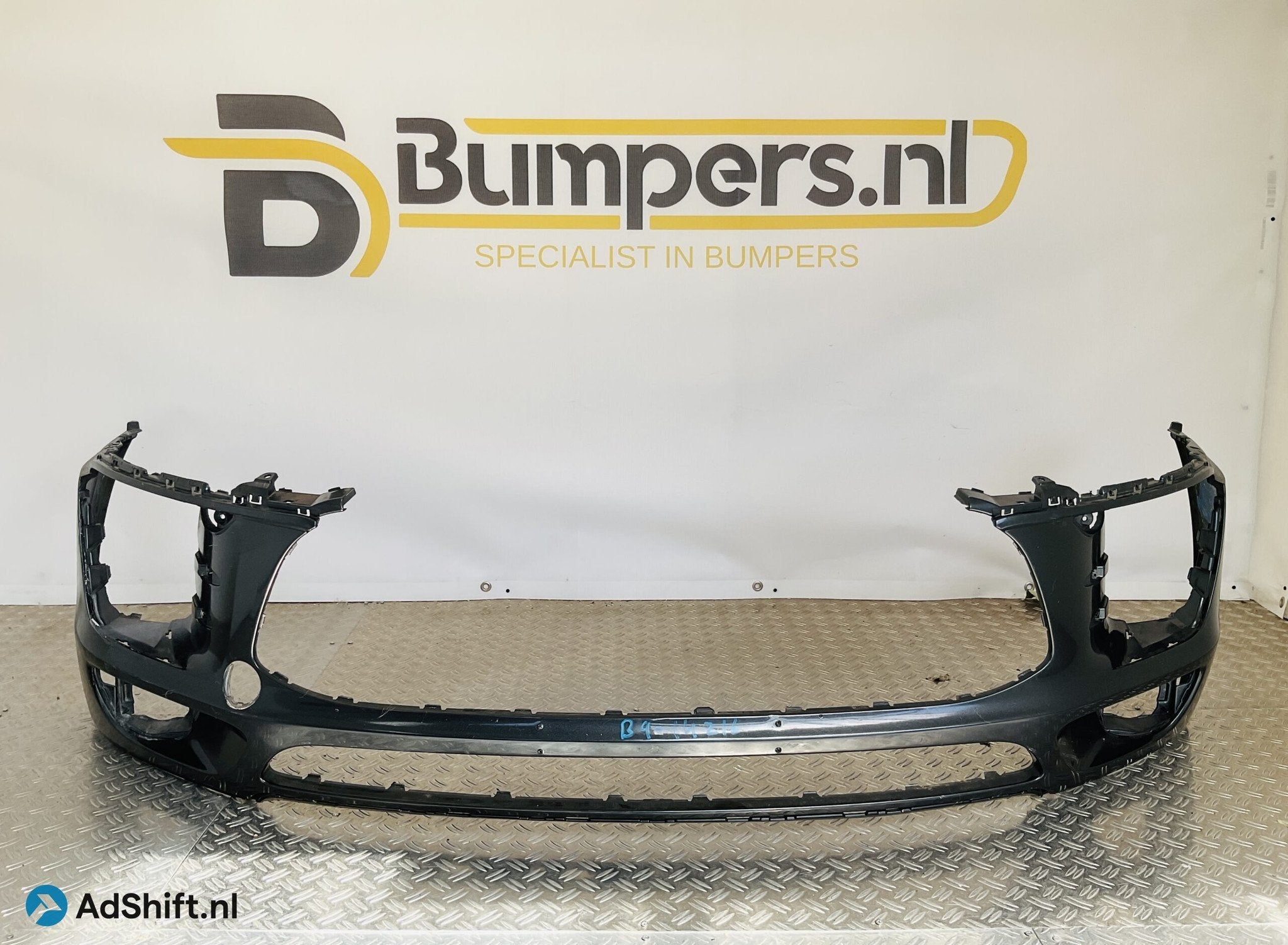 Bumper Porsche Macan 95B 2018-2023 95B807221K Voorbumper 2-B, Bumper