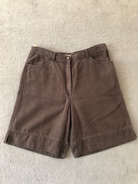 Korte broek donkerbruin maat 38, Maat 38/40 (M), Ophalen of Verzenden, Zo goed als nieuw, Bruin