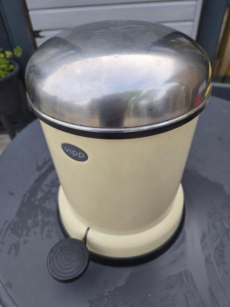 Vipp prullenbak, Huis en Inrichting, Woonaccessoires | Prullenbakken, Ophalen of Verzenden, Minder dan 50 cm
