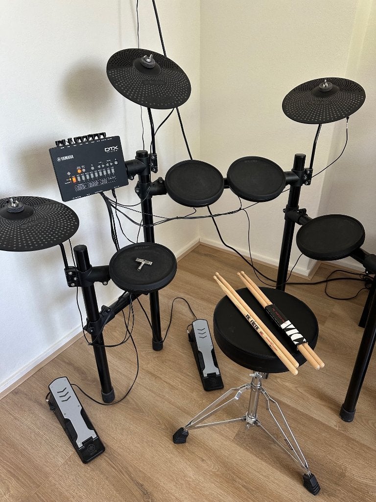 Yamaha DTX402K Elektronische drumstel en accessoires, Ophalen of Verzenden, Gebruikt, Yamaha, Elektronisch
