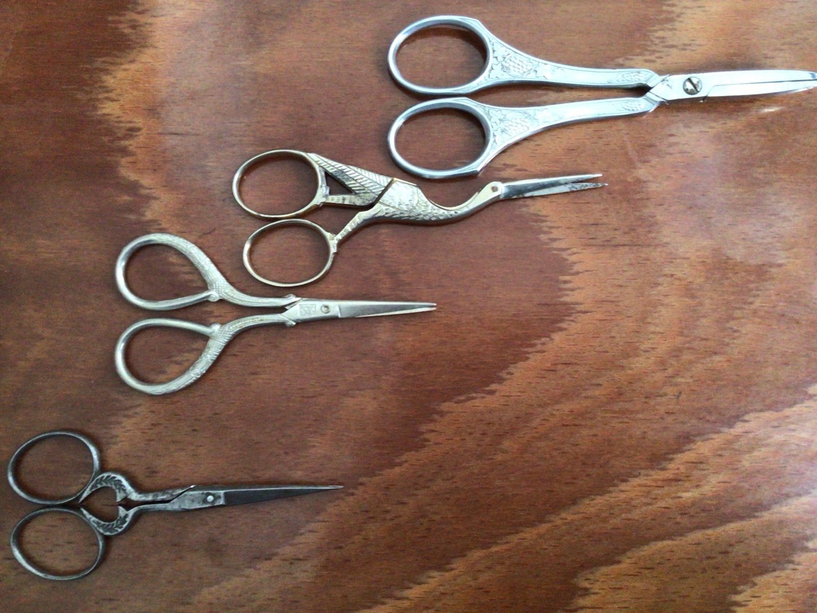 Set van 4 vintage scharen - decoratief en functioneel, Ophalen of Verzenden, Gebruikt