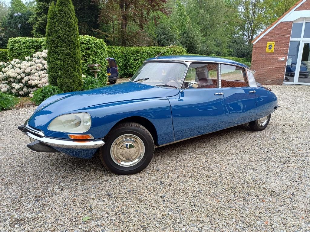 Citroen DS 20 hydr.1969 en Dsuper 1973., Auto's, Oldtimers, Bedrijf, Citroën, Benzine, Sedan, Handgeschakeld, Overige kleuren