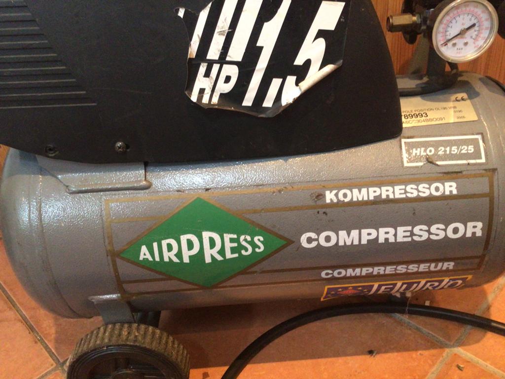 Airpress Compressor HLO 215/25 - 1.5 PK, 25 Liter, Gebruikt, 6 tot 10 bar, Ophalen of Verzenden, 25 tot 100 liter