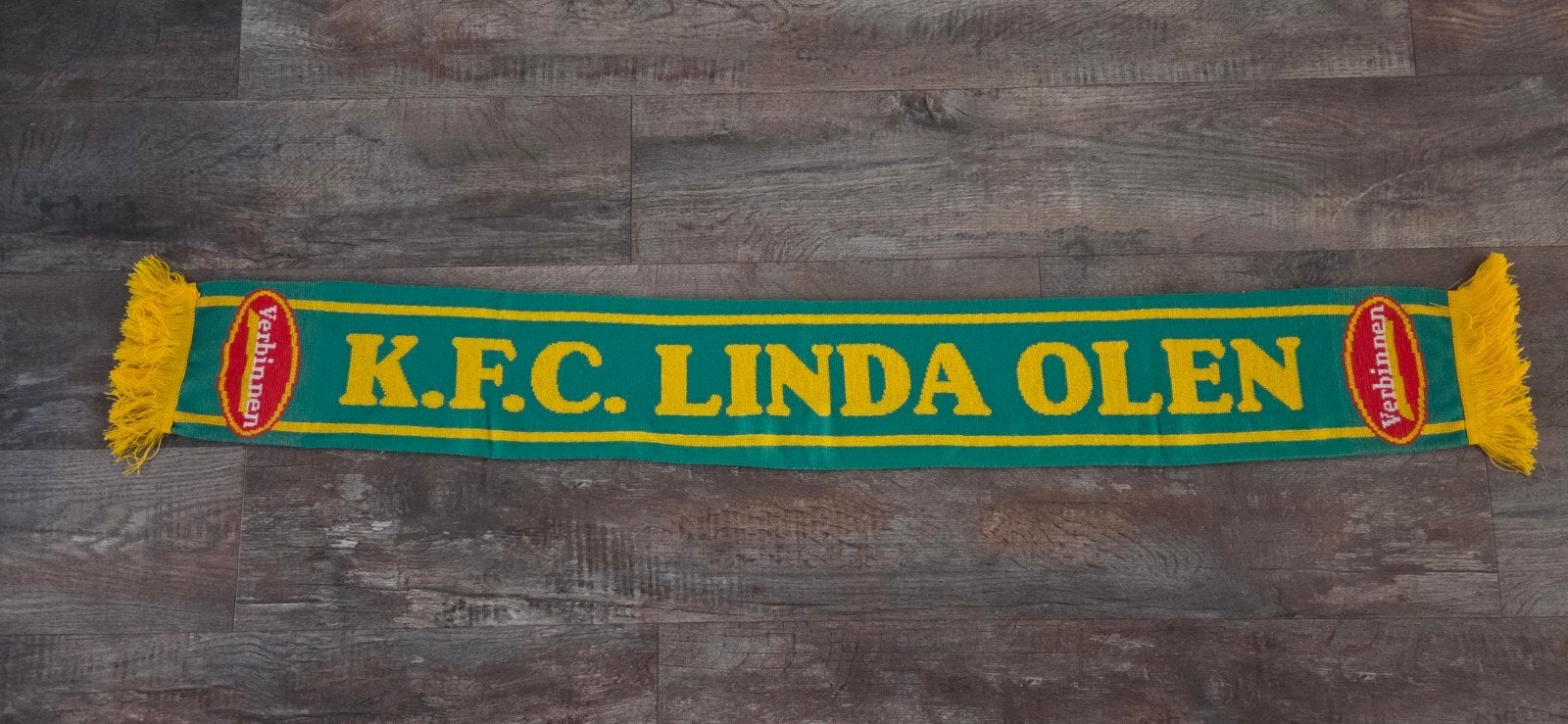 Sjaal KFC Linda Olen (België), Ophalen of Verzenden, Zo goed als nieuw, Buitenlandse clubs, Vaantje of Sjaal