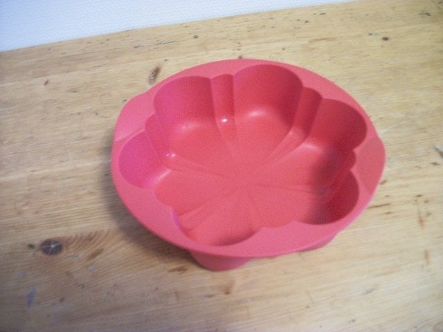 Flexibele Tupperware Bakvorm ( bloem ), Ophalen of Verzenden, Gebruikt, Overige typen
