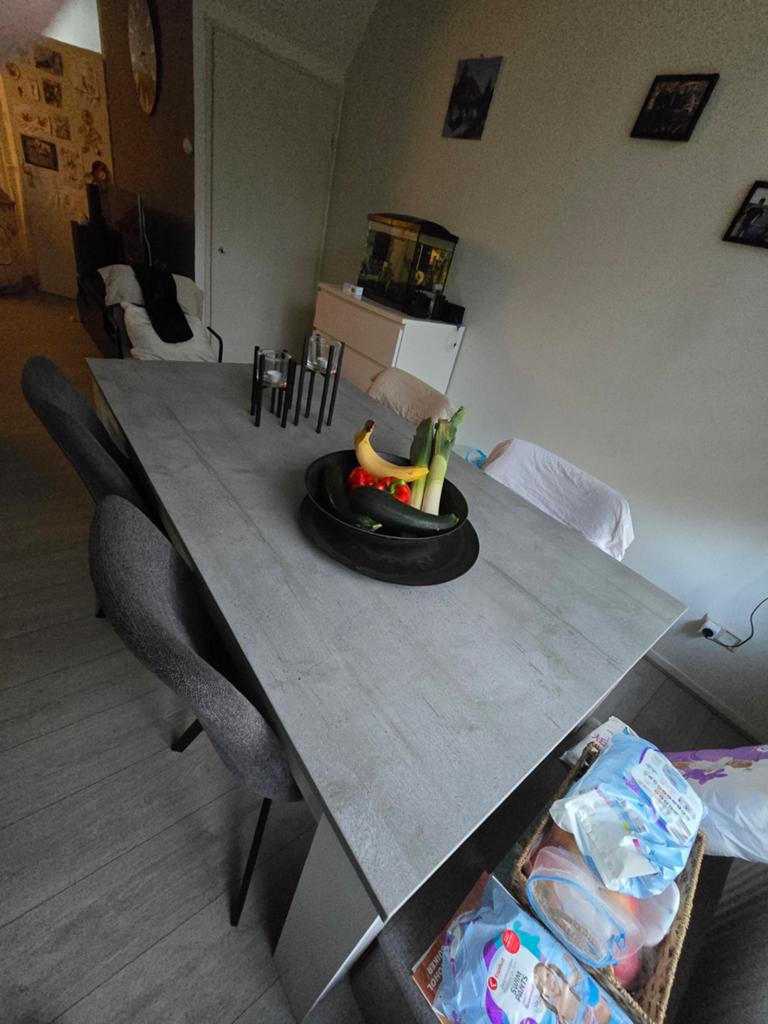 Eettafel met bijbehorende salon tafel, Huis en Inrichting, Ophalen