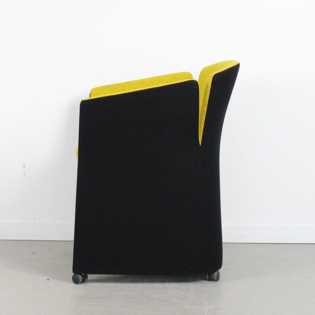 Montis Lotus Fauteuil Geel/Zwart Stof, Huis en Inrichting, Fauteuils, Niet ingevuld, Zo goed als nieuw, Niet ingevuld, Niet ingevuld