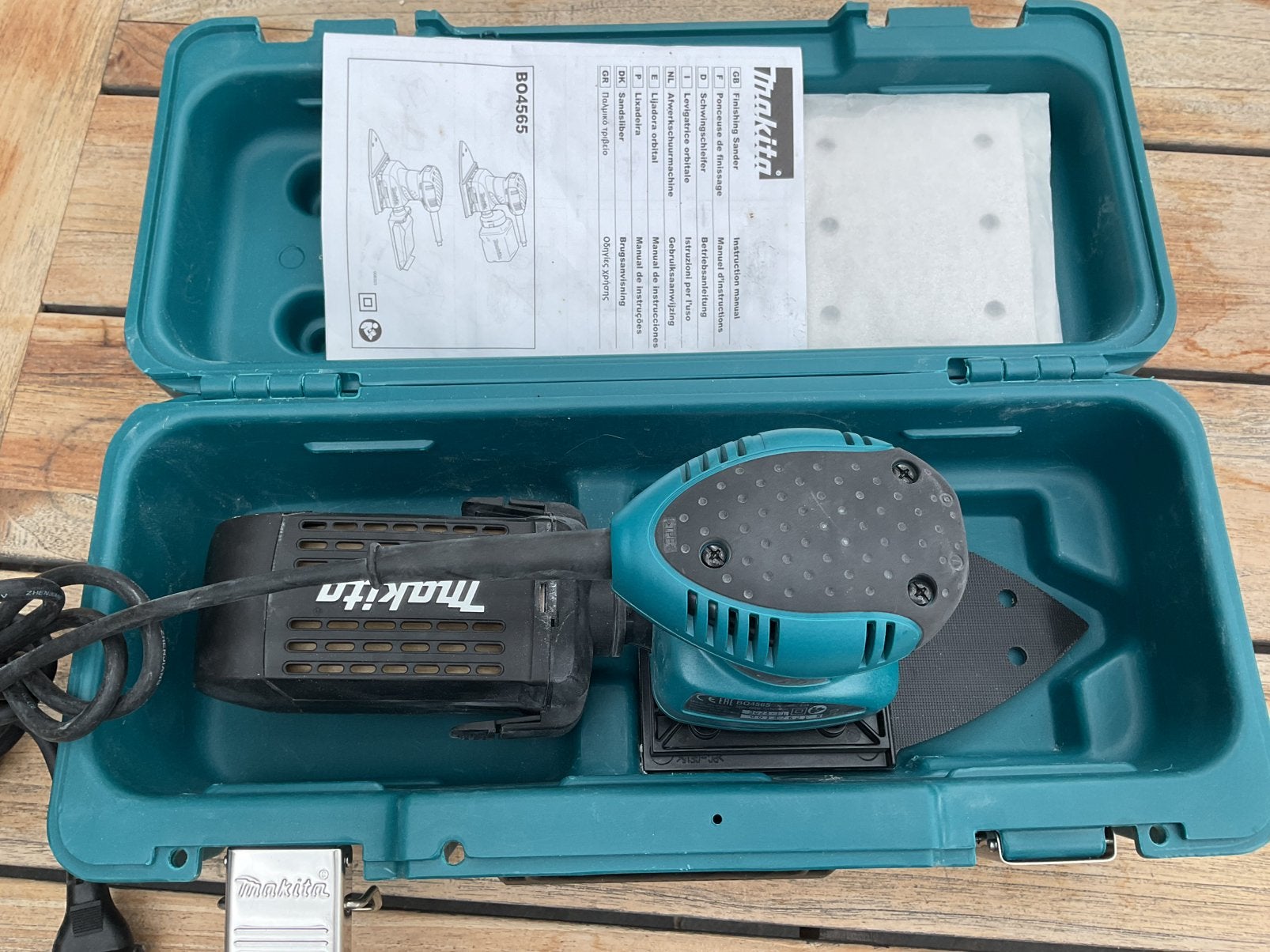 Makita schuurmachine in koffer 1 x gebruikt BO 4565, Doe-het-zelf en Verbouw, Gereedschap | Schuurmachines, Ophalen of Verzenden