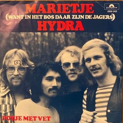 Single (1974) HYDRA - Marietje (want in het bos daar zijn..), Fotohoes, Ophalen of Verzenden, Gebruikt, Nederlandstalig