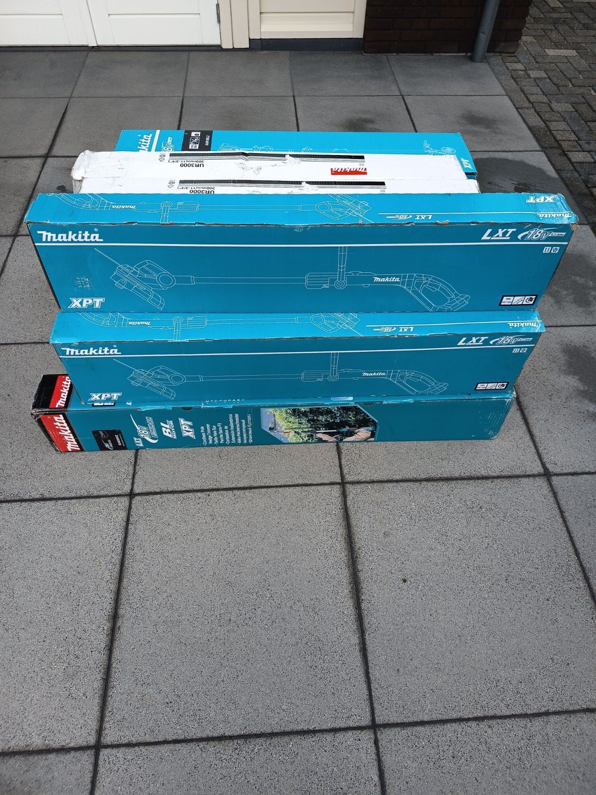 Makita Gereedschap heggenschaar  grastrimmers, Doe-het-zelf en Verbouw, 70 mm of meer, Nieuw, Ophalen of Verzenden, Makita