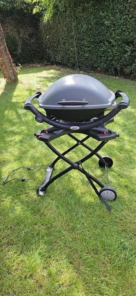 Elektrische barbecue Weber Q2400 incl onderstel, Ophalen, Gebruikt, WEBER