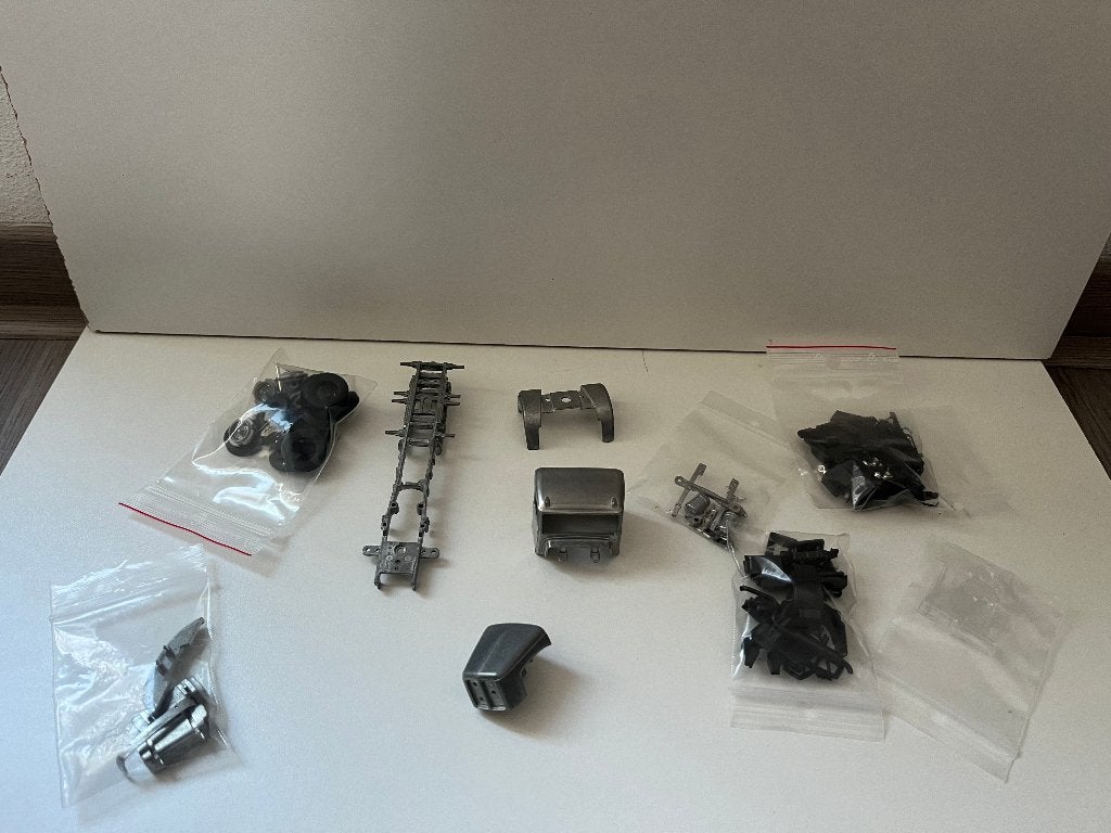 Scania T bouwkit afkomstig van Maguires Models, Hobby en Vrije tijd, Modelauto's | 1:50, Ophalen of Verzenden, Zo goed als nieuw