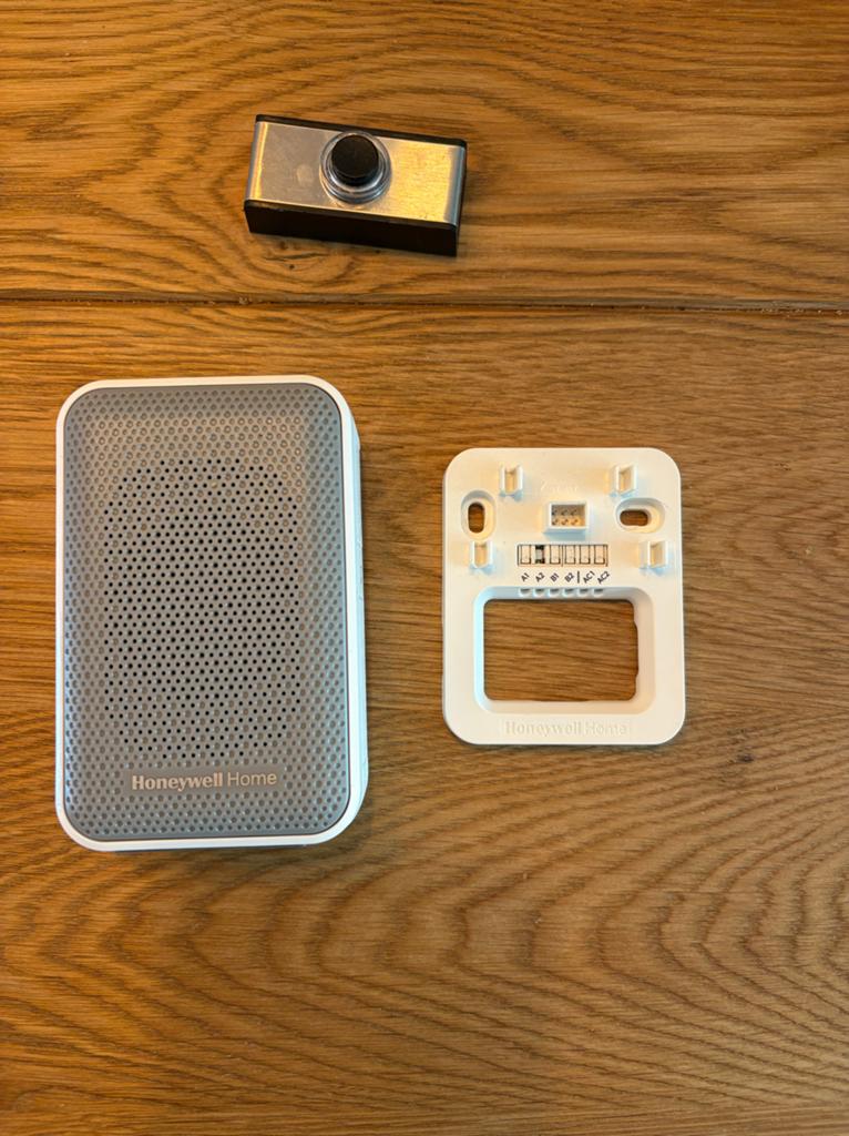 Honeywell bedrade deurbel + ontvanger Series 3, Ophalen, Gebruikt, Bedraad