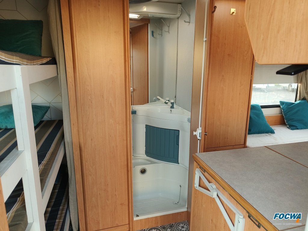 Knaus Sudwind 420 TK 3 x Stapelbed Dwarsbed Un, Bedrijf, 4 tot 5 meter, Knaus, Overige