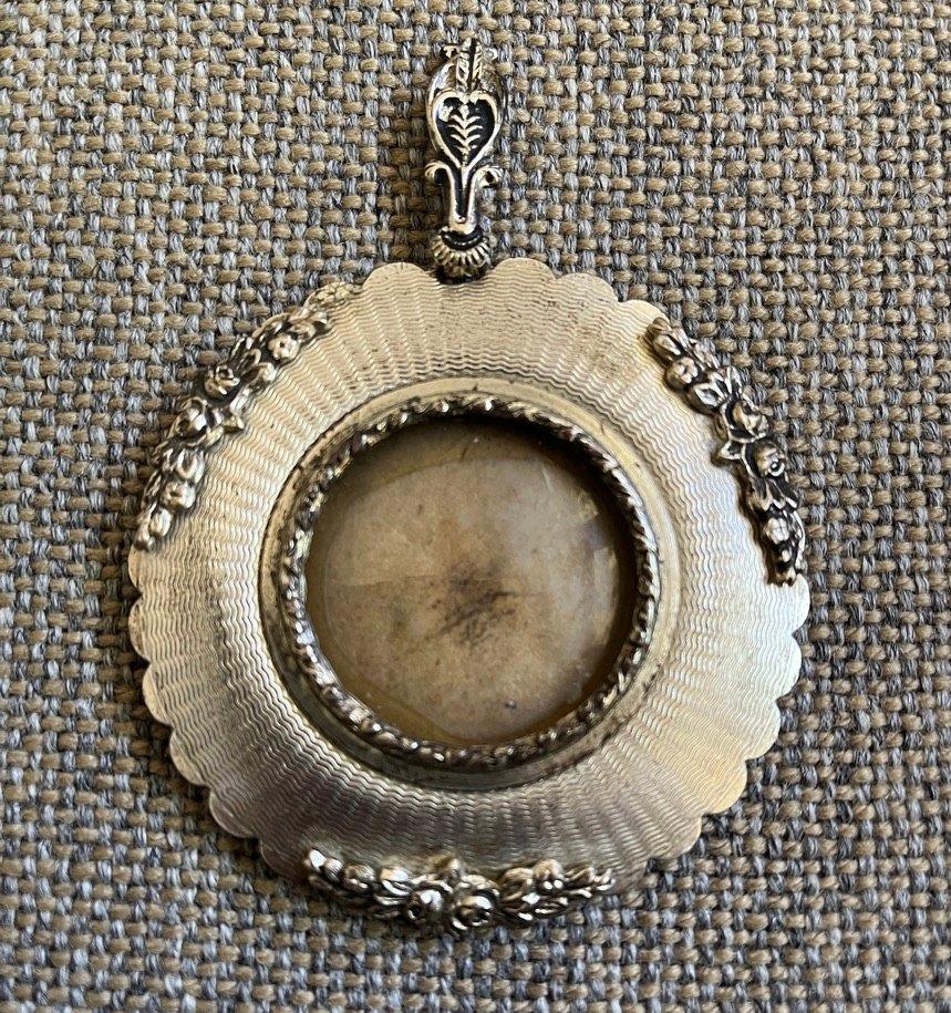Medaillon hanger, Sieraden, Tassen en Uiterlijk, Kettinghangers, Ophalen of Verzenden, Zo goed als nieuw, Zilver, Overige materialen