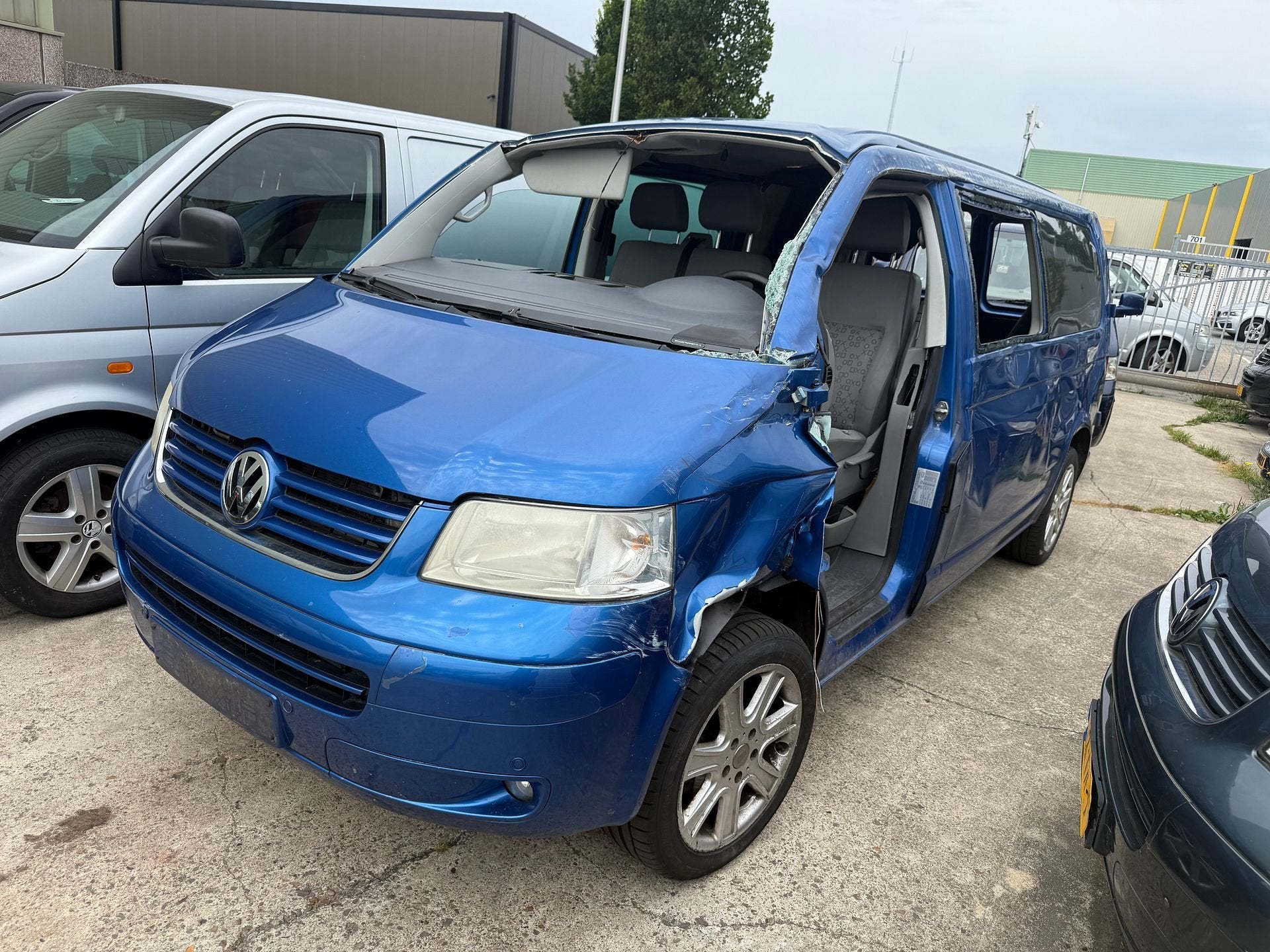 Volkswagen T5 2.5 automaat schade bus onderdelen, Gebruikt, -, Volkswagen, Ophalen of Verzenden