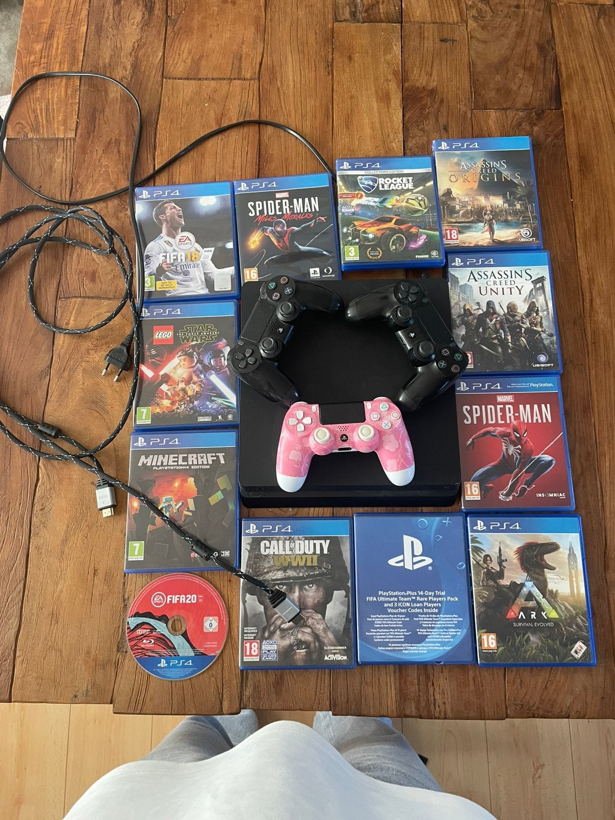 Playstation 4 incl 3 controllers en 11 games, Spelcomputers en Games, Ophalen of Verzenden, Original, Met 3 controllers of meer