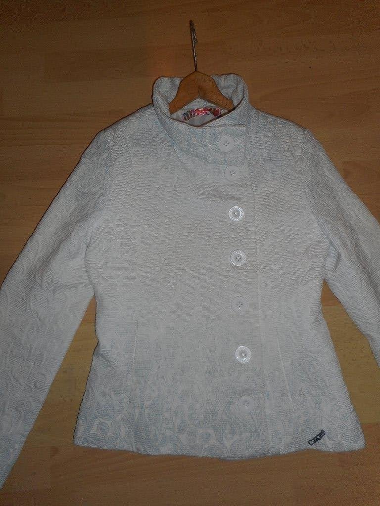 Stijlvol wit jasje met patroon, maat M van Desigual, Maat 38/40 (M), Wit, Ophalen of Verzenden, Zo goed als nieuw