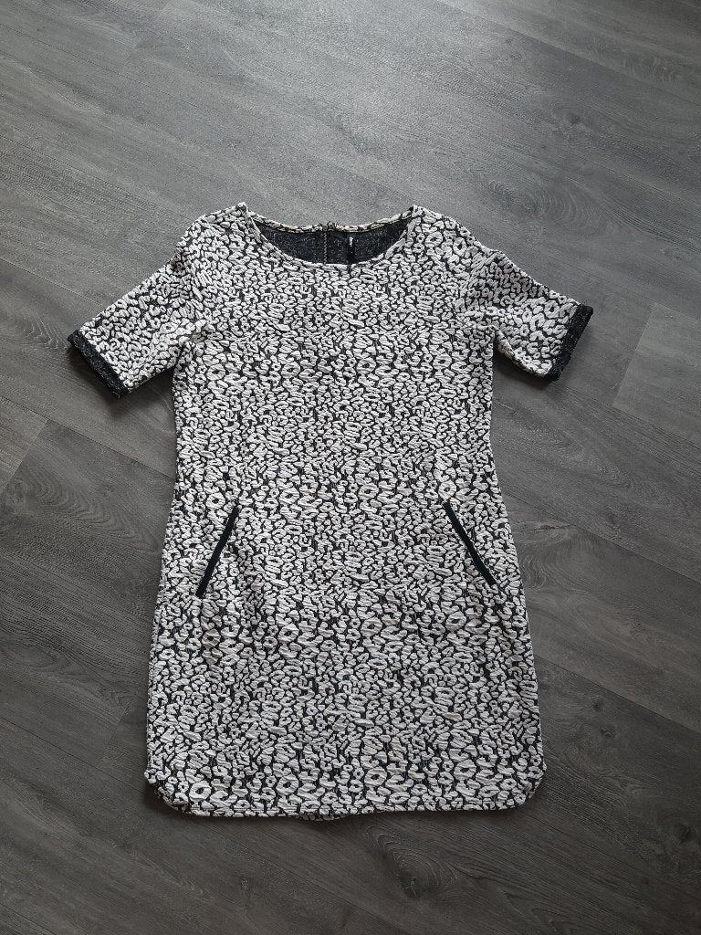 Jurk zwart wit stretch - maat L - Shoeby, Meerkleurig, Maat 42/44 (L), Ophalen of Verzenden, Zo goed als nieuw