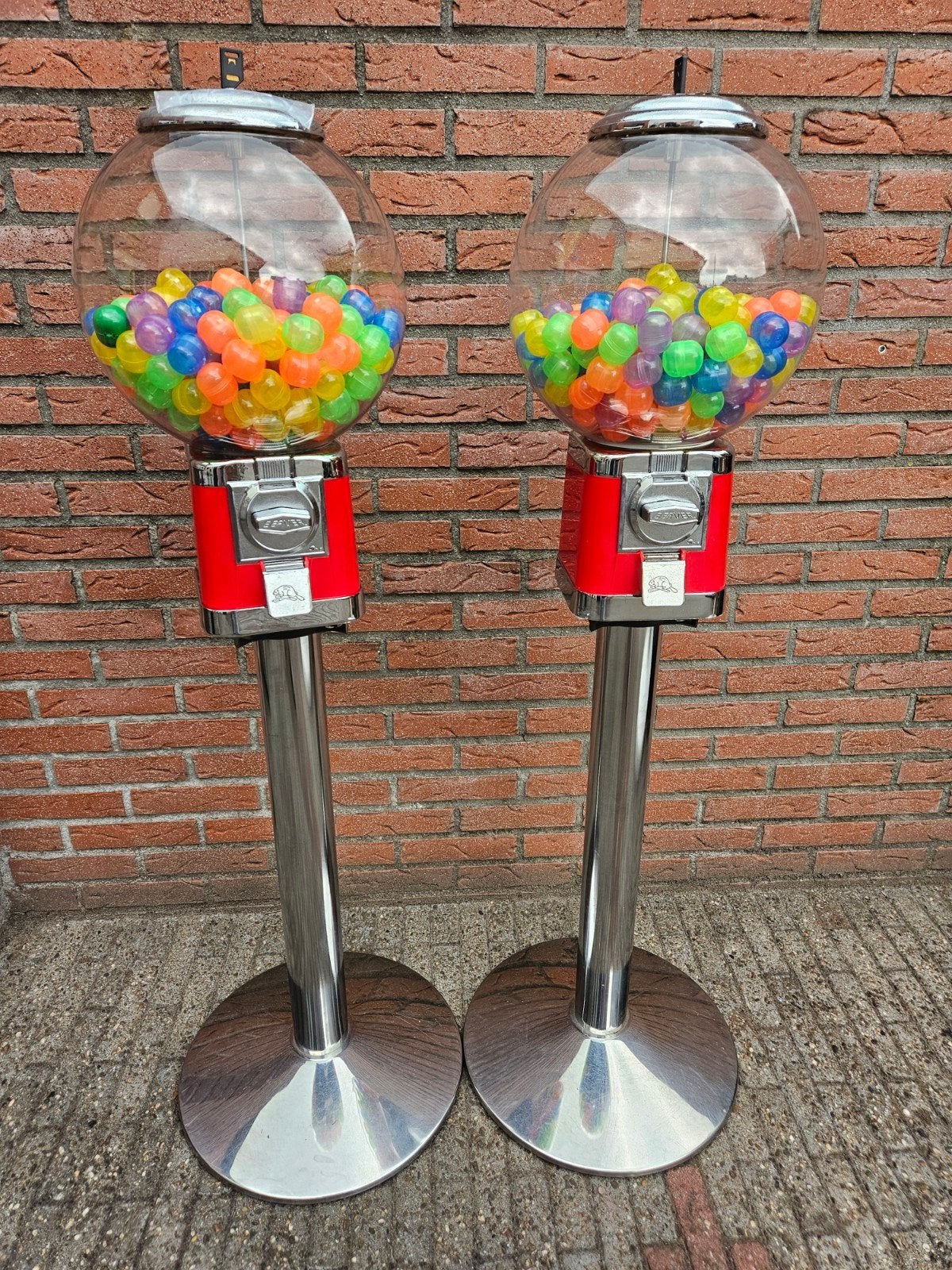 FIFTIES SIXTIES BEAVER CAPSULE OF KAUWGOMBALLEN AUTOMATEN, Verzamelen, Ophalen, Zo goed als nieuw