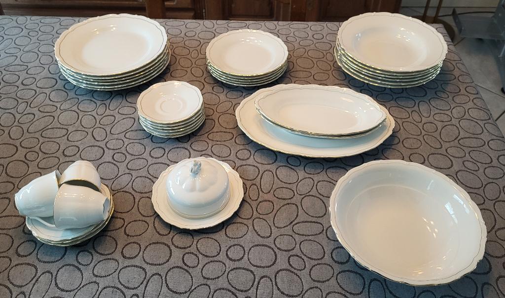 Servies diverse , porselein, Overige typen, Ophalen of Verzenden, Zo goed als nieuw, Overige stijlen