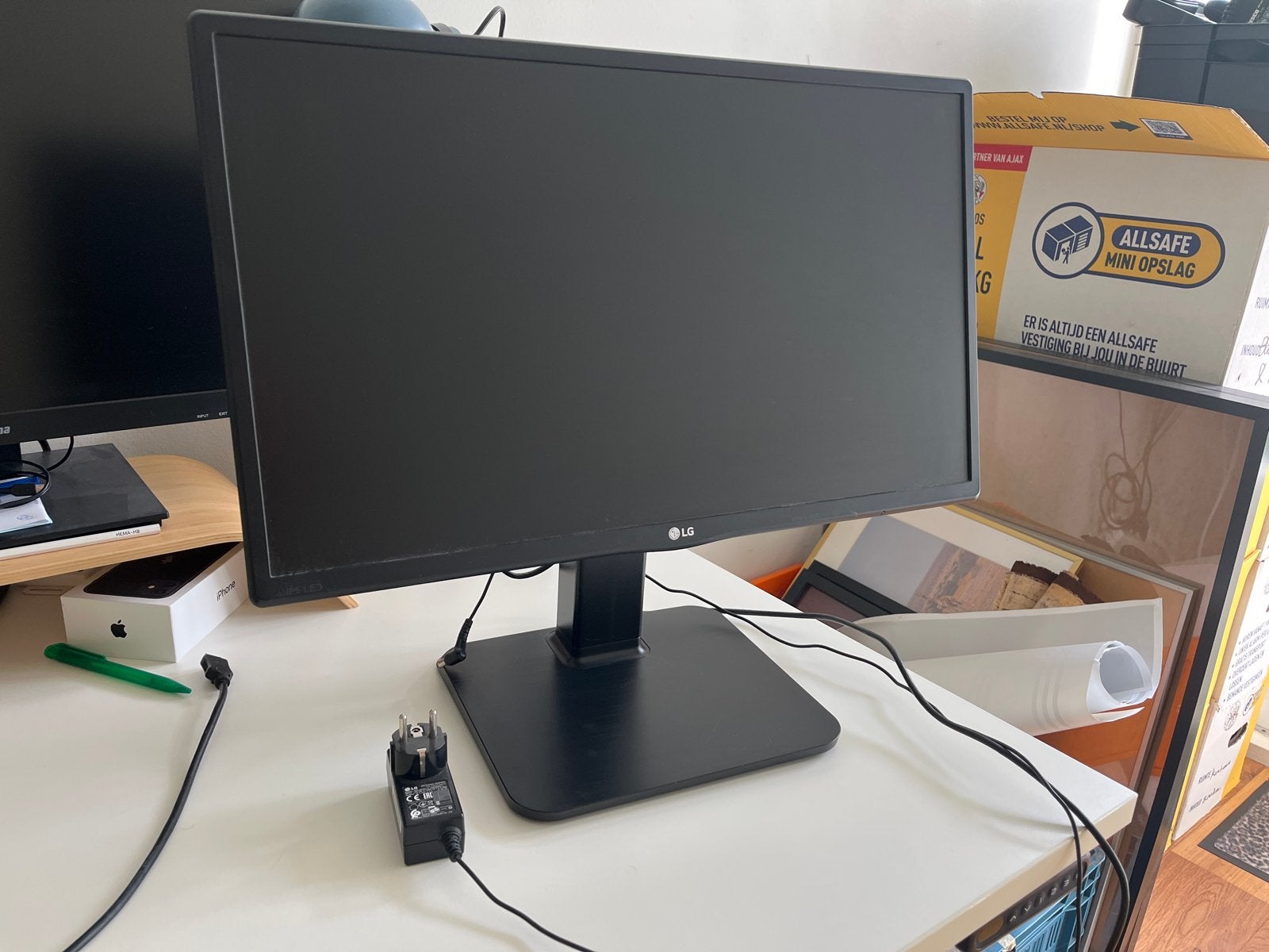 LG 24MB56HQ-B monitor - Full HD IPS scherm, Ophalen, IPS, Kantelbaar, Full HD