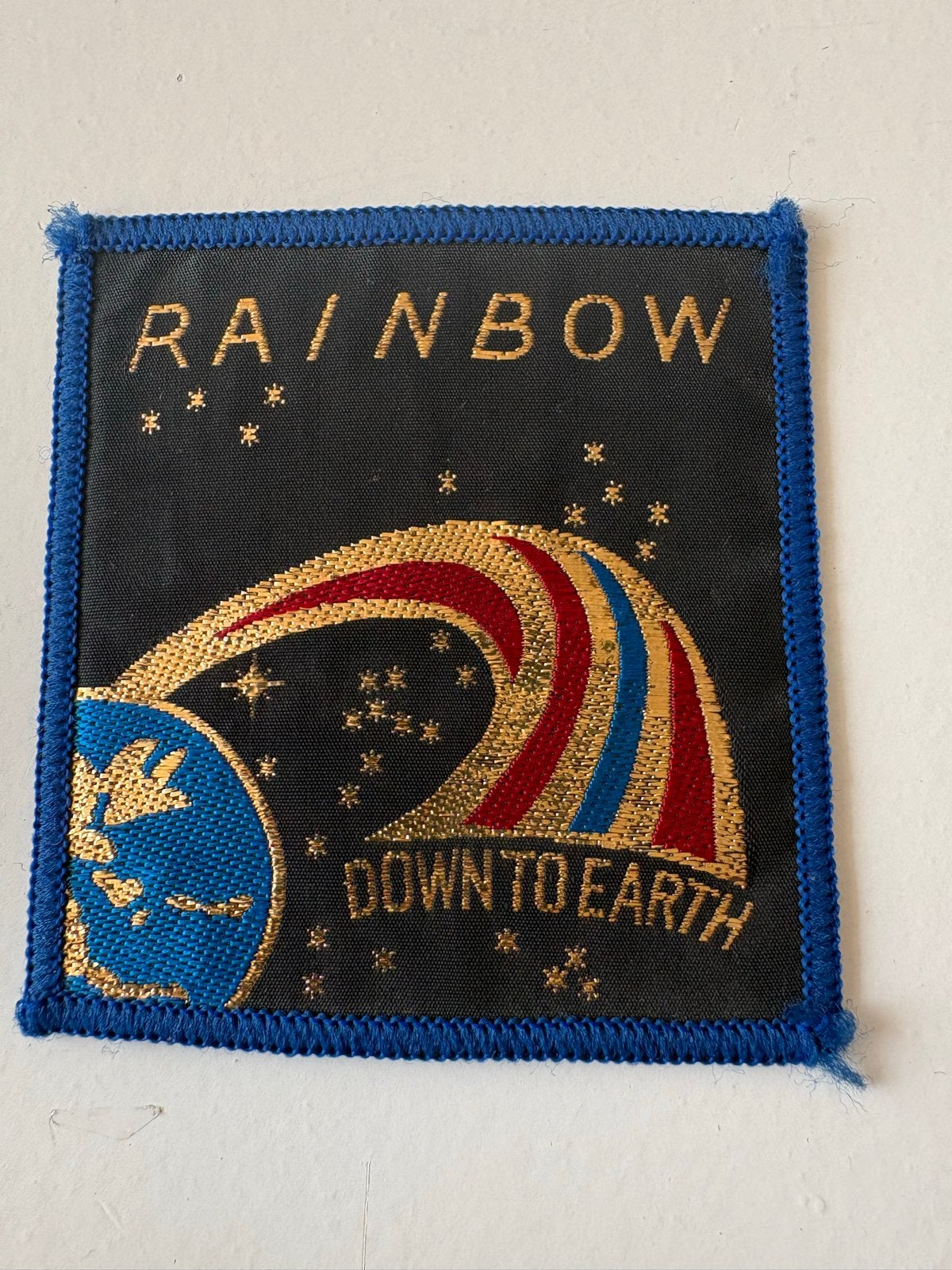 Rainbow Down To Earth Patch - Vintage Muziek Patch dio, Ophalen of Verzenden, Nieuw, Merk