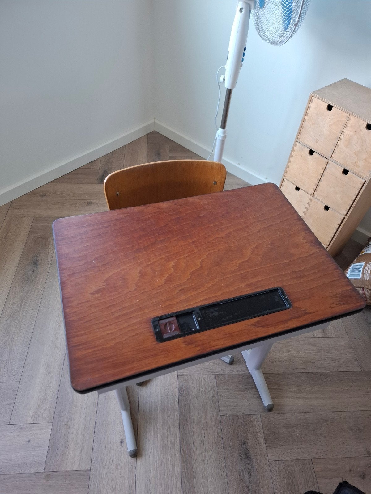 Vintage schoolbureau met stoel - Hout en metaal, Ophalen, Gebruikt, Hout, Schoolbureau