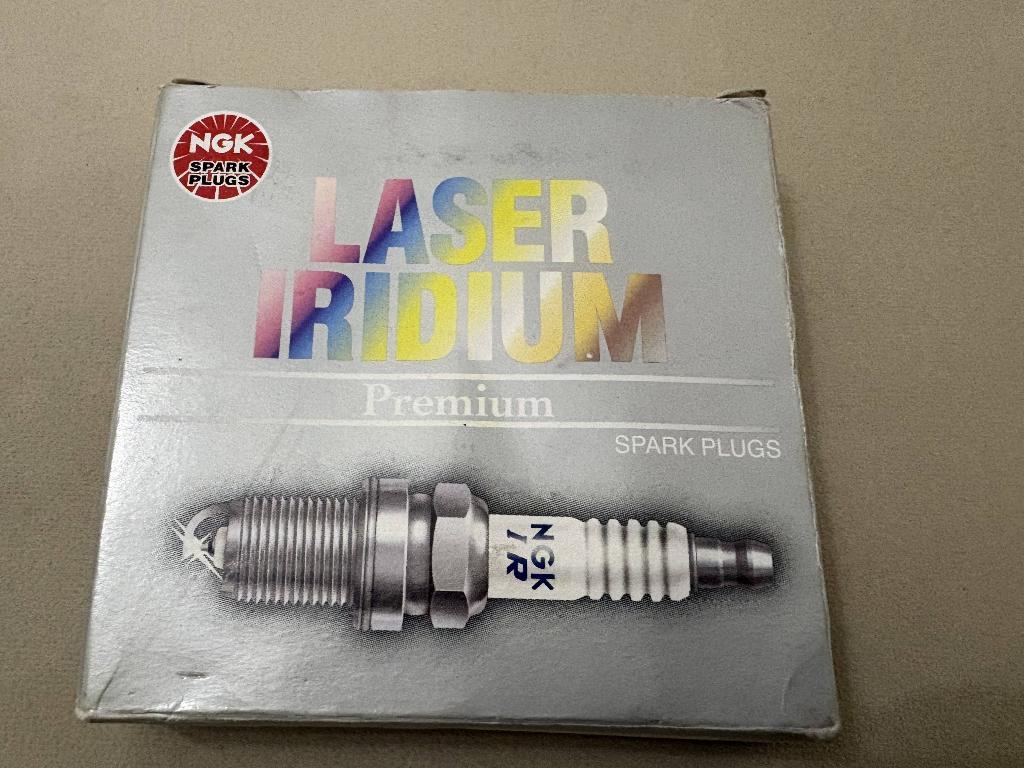 Gloed nieuw 4 stuk NGK Laser Iridium Bougies, Ophalen of Verzenden, Nieuw
