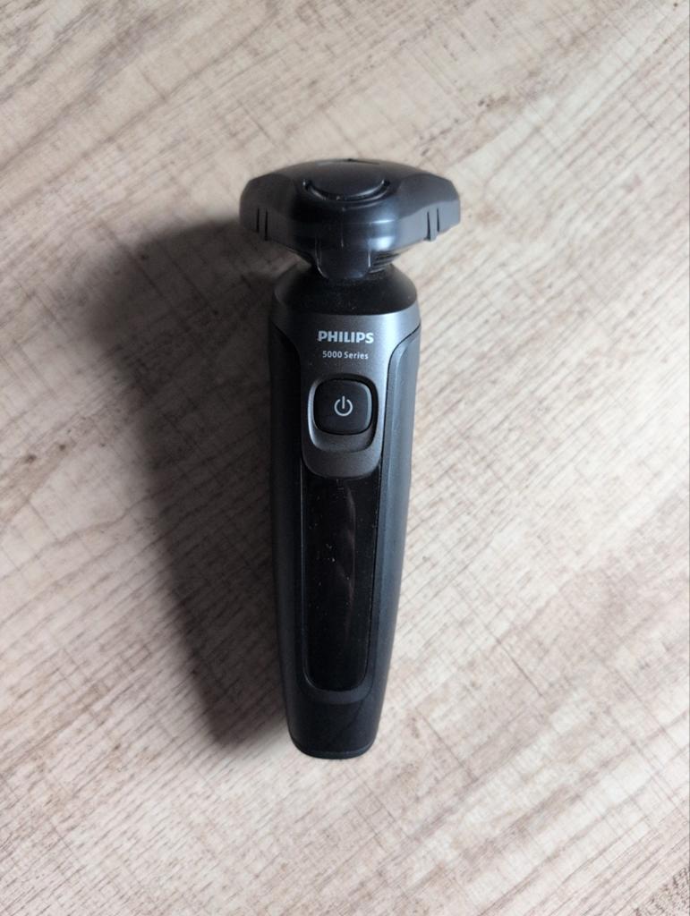 Philips 5000 series met garantie, Witgoed en Apparatuur, Persoonlijke-verzorgingsapparatuur, Ophalen of Verzenden, Scheren en Epileren