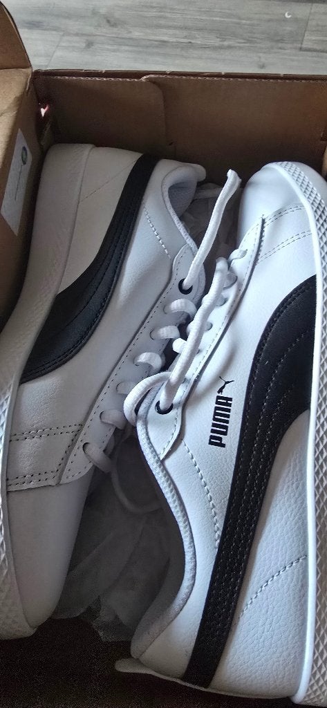 Puma nieuw im doos, Kleding | Dames, Wit, Nieuw, Sneakers of Gympen, Puma