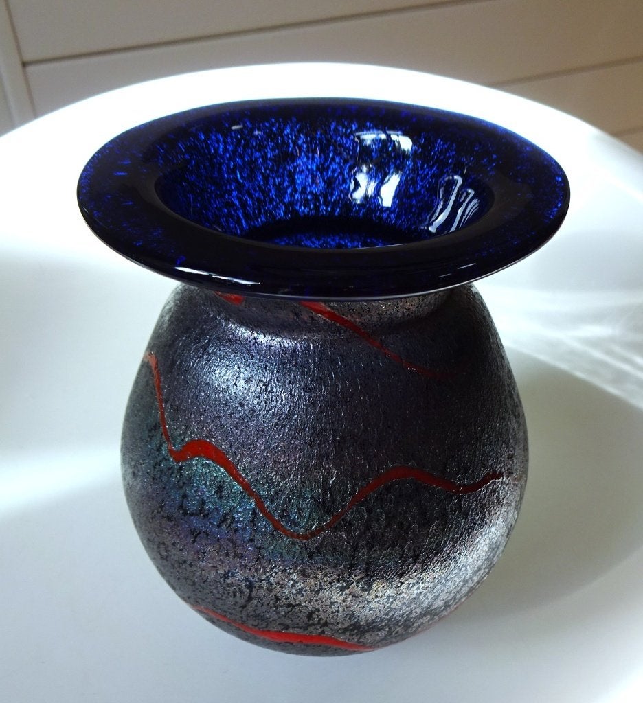 Vintage studio 'art glas' vaas: blauw, zilver & rood, Ophalen of Verzenden