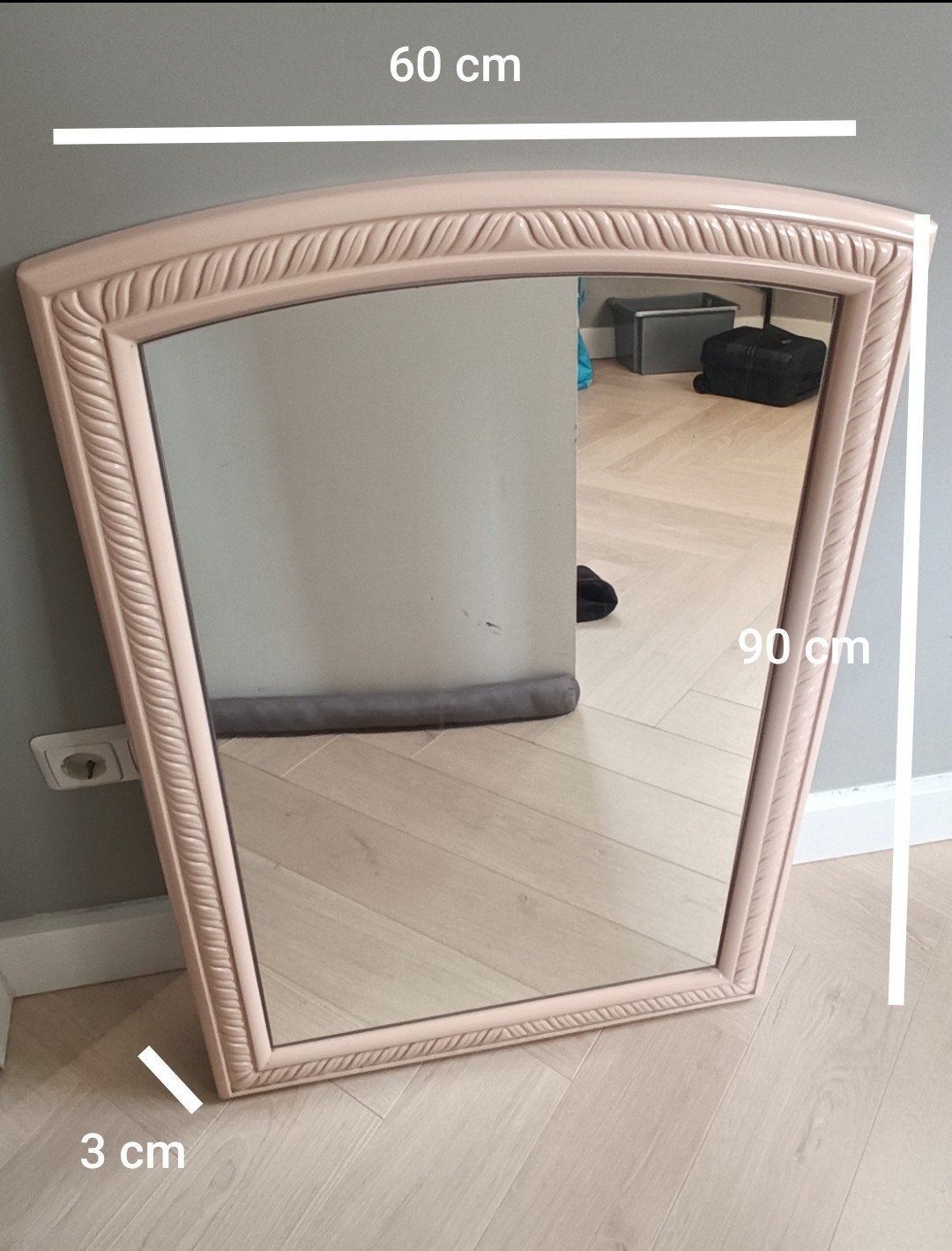 Spiegel |  90 cm x 60 cm, Ophalen, Rechthoekig, 50 tot 75 cm, Minder dan 100 cm