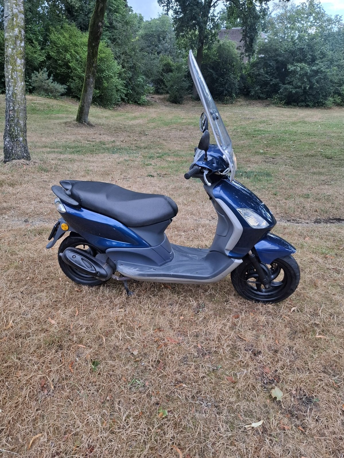 Piaggio fly scooter bromscooter, Ophalen of Verzenden, Zo goed als nieuw, Benzine
