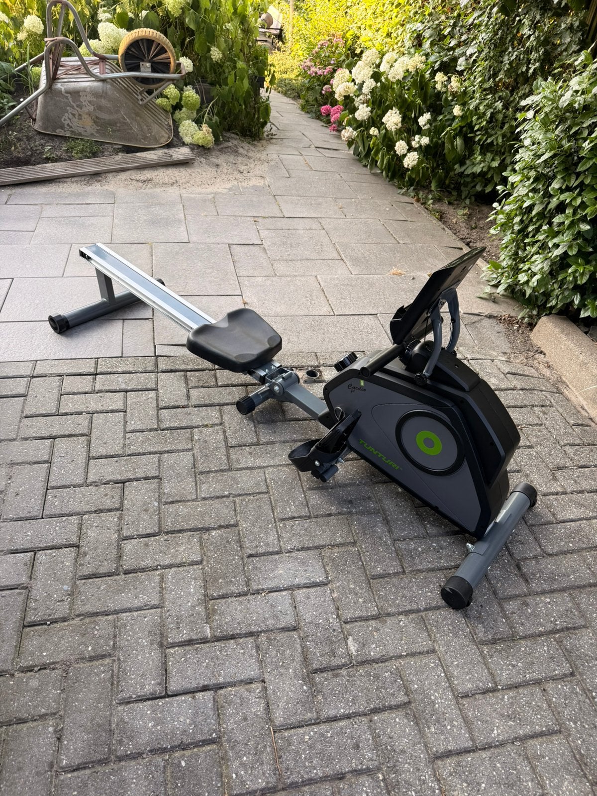 Tunturi Cardio Fit R30 Roeimachine | Werkend | Opvouwbaar, Sport en Fitness, Fitnessapparatuur, Ophalen, Benen, Aluminium, Zo goed als nieuw