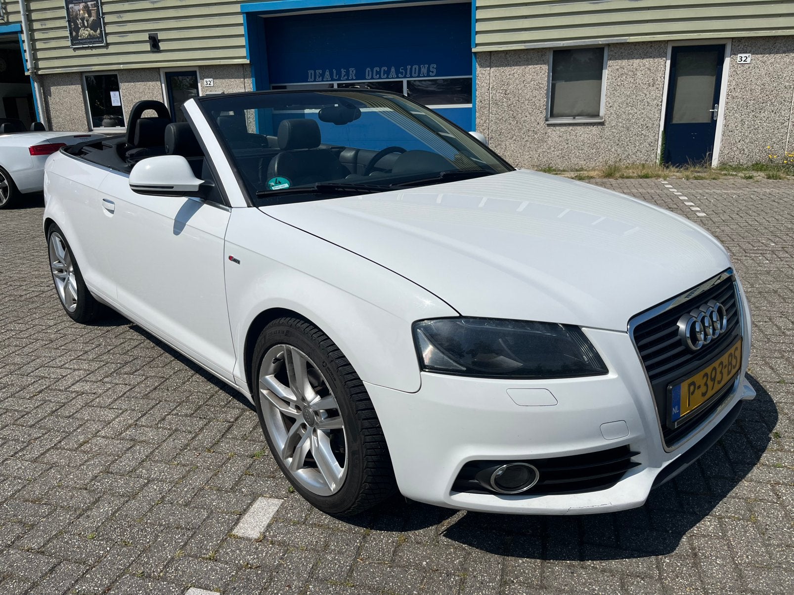 Audi A3 Cabriolet 1.8 DSG S-Line / NWE Koppeling / CARPLAY, Zwart, 4 cilinders, Cabriolet, 4 stoelen
