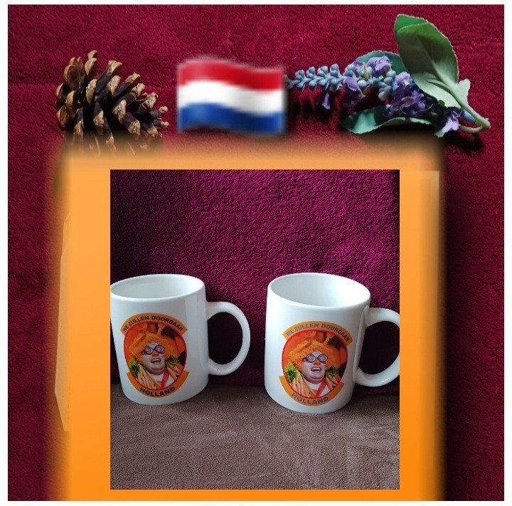 2 Holland bekers uit gegeven door supermarkt plus, Verzamelen, Ophalen of Verzenden, Gebruikt, Overige binnenlandse clubs, Overige typen