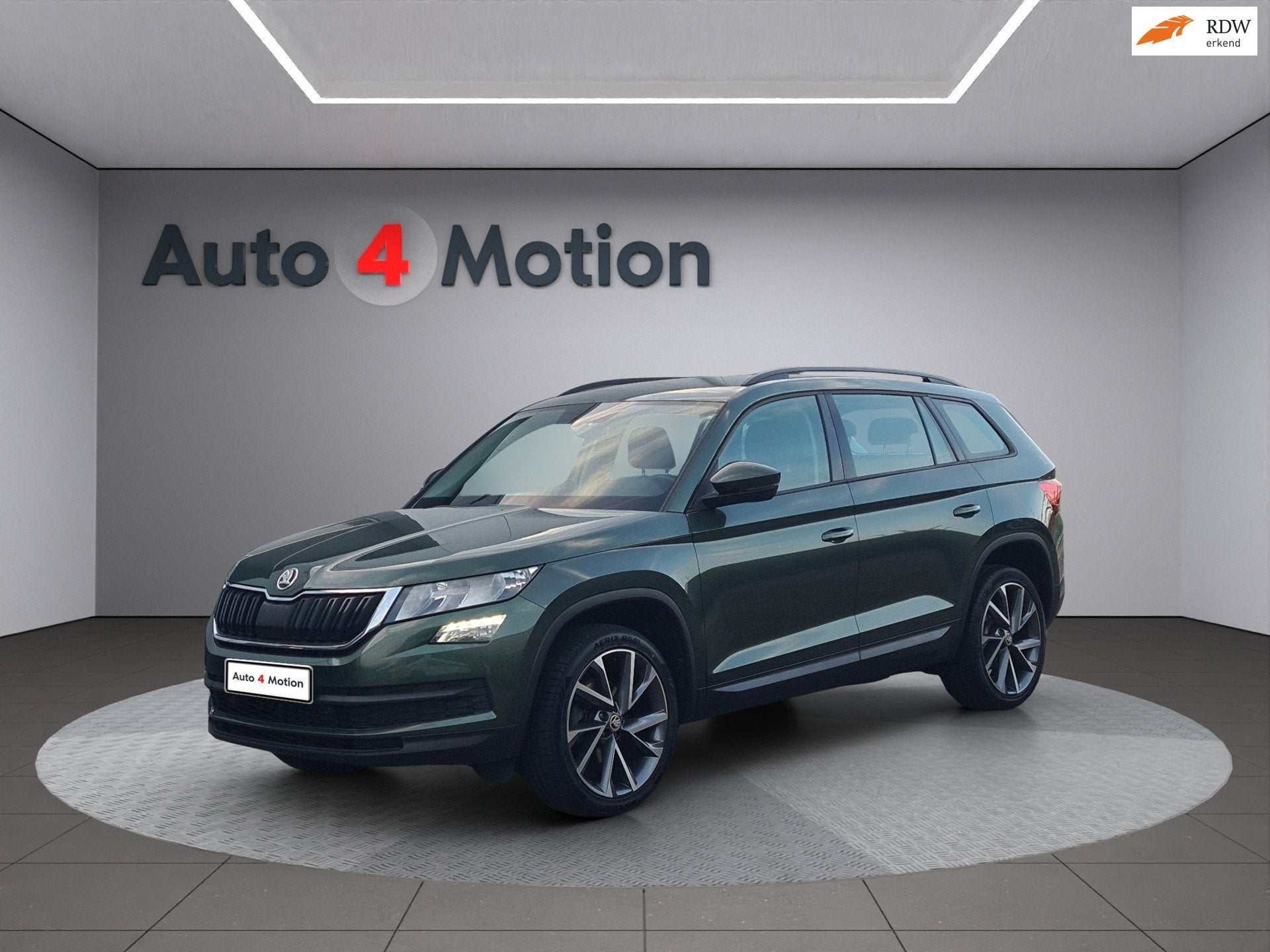 Skoda KODIAQ 1.5 TSI Ambition Business, Auto's, Voorwielaandrijving, Dealer onderhouden, 15 km/l, Euro 6