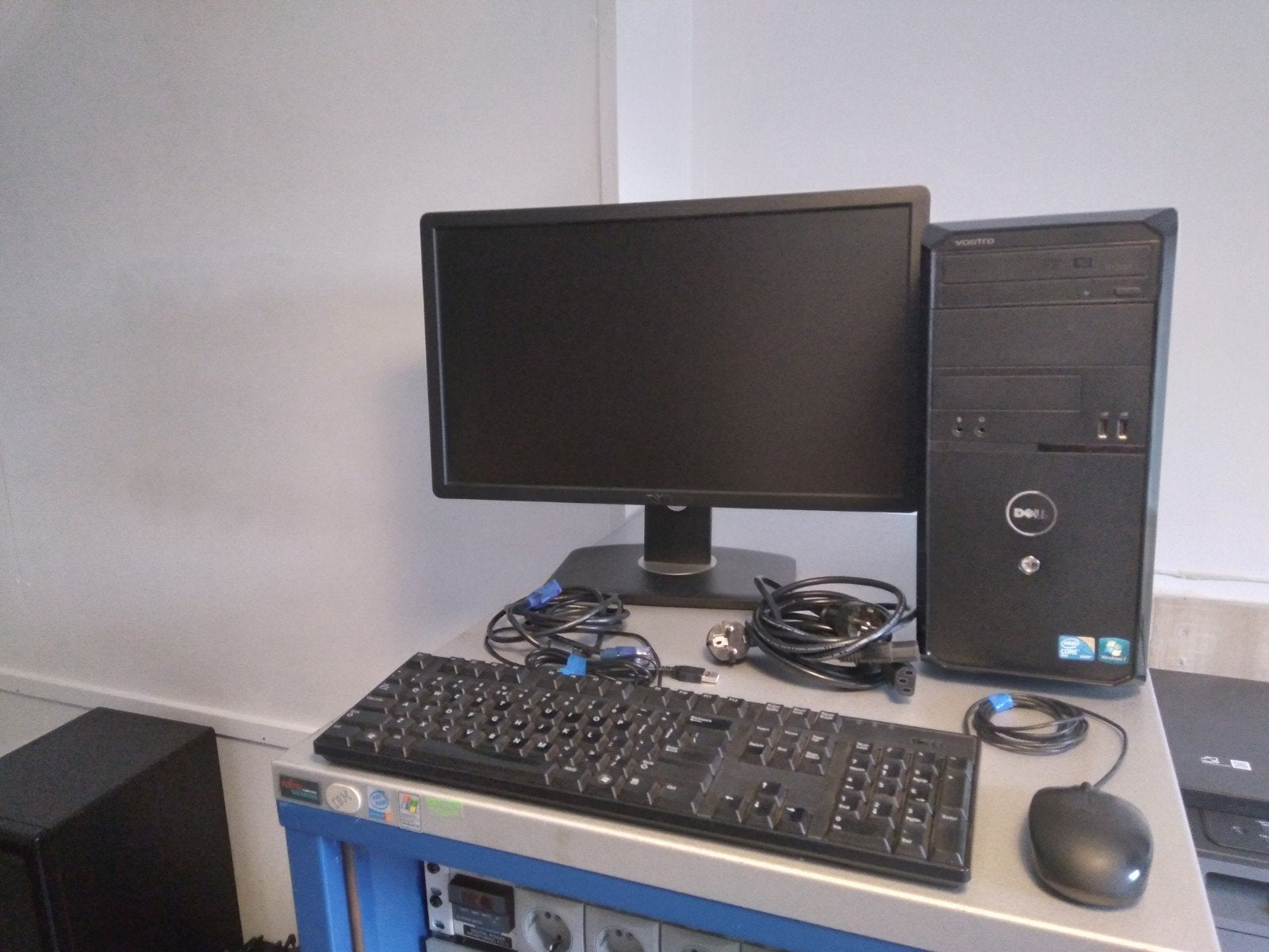 Dell Vostro 230  Desktop, compleet systeem., Computers en Software, Desktop Pc's, Intel Core Duo 2 CPU, E 2700, HDD, 2 tot 3 Ghz
